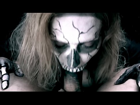 ❤️ Demon nighean sucking cock le a beul dubh agus slugadh cum. ️  Bhidio gnè  aig gd.camporner.top ☑